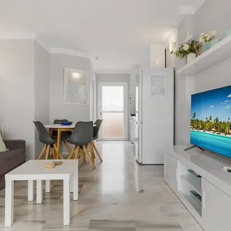 Casa Vime Gym Pools 度假居 *